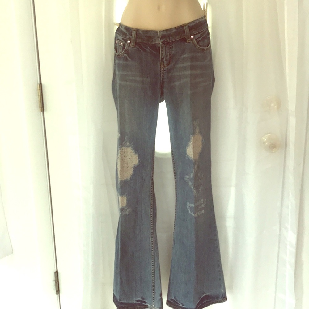 Victoria’s Secret, London Jean, size 2, distressed